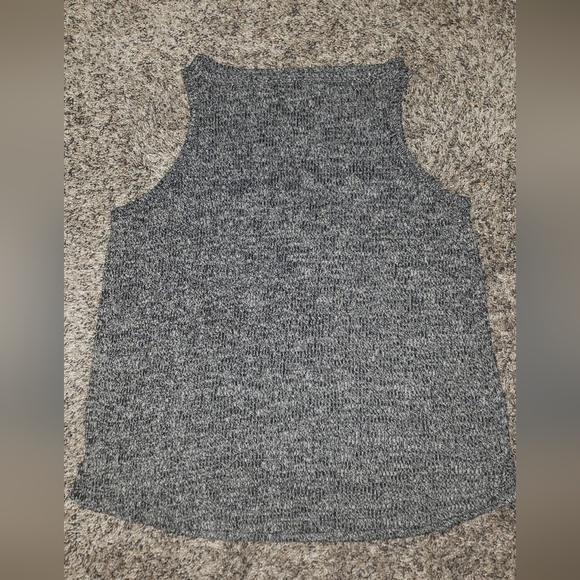 HelloMello| Super Soft Tank Top - Picture 1 of 5